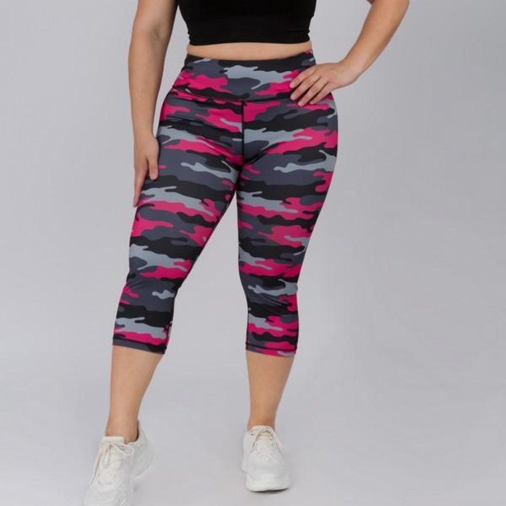 WOMEN'S PLUS ACTIVE PINK CAMOUFLAGE WORKOUT LEGGIN